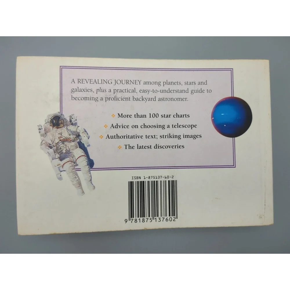 2 Pocket Books‎ Little Guide to Space & Audubon Society Guide to Constellations